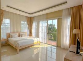 Sevilla Resort Magelang, viešbutis mieste Magelangas