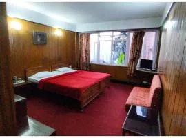 HOTEL !Shambh-u - Darjeeling Luxury & Spacious Room - Free Wifi - Parking & Restaurant Facilites - Best Hotel Darjeeling