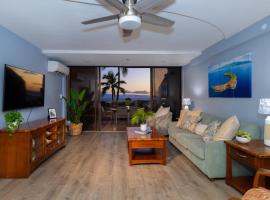 Oceanview Kahana Villa - Walk to Beach & Dining، فندق في Kahana