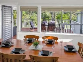 Tipperary Cottage by Experience Jervis Bay