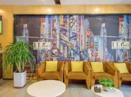 IU Hotel Taiyuan Changfeng West Street The Mixc