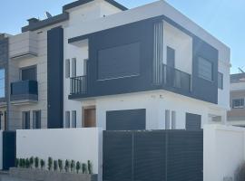 Luxury house in Martil, hotel v destinaci Martil