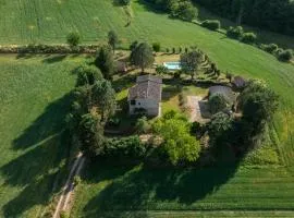 PODERE MADONNA DI MEZZO 6, Emma Villas