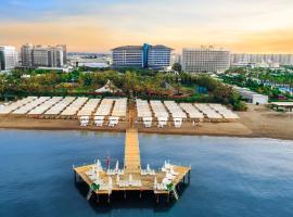 Royal Wings Hotel, hotel near Antalya Airport - AYT, Lara