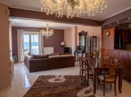 Elegant 3BR Seaside Home with Great View