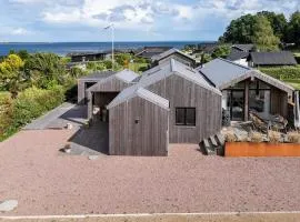 4 Bedroom Nice Home In Haderslev