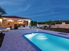 Villa Anita, Hotel in Budak