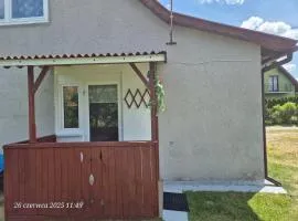 Dom Bursztynek - domek (sad)