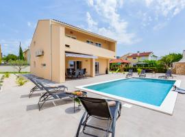 Villa Marija by Istrialux, Hotel in Kakma