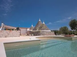 TD Trulli Benedetta w Pool in Peaceful Nature