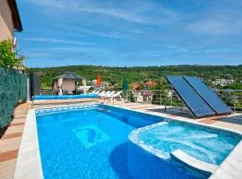 villa MAK