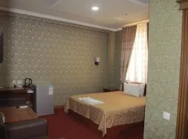 Ahmad Hotel
