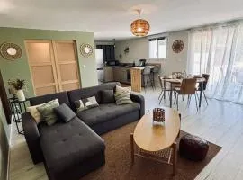 location saisonniére -Bas de villa Taradeau