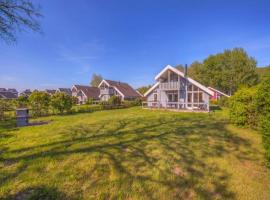 Ferienhaus in herrlicher Lage, hotel v mestu Rechlin