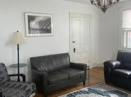 Beautiful West End Apartment