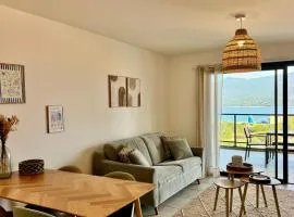 Appart tout équipé et vue sur la mer