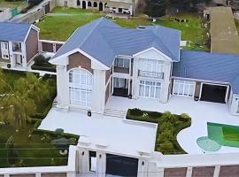 Buzovna Private Seaside Villa, caba&ntilde;a o casa de campo en Baku