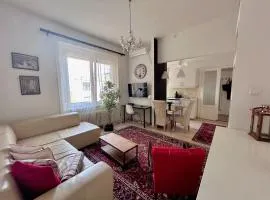Standard Apartment by Hi5 - Károly 23