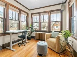 Lyndale Pleasant Getaway