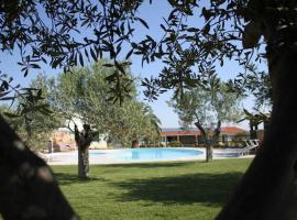 Camere Sole & Luna, hotel in Capoterra