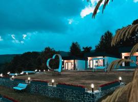 Green Heaven Resort Gorj, hotel di Drăgoeşti