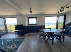 Penthouse North Sea Front