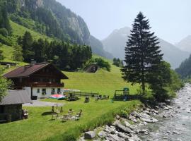 Holiday Home Farm Eben by Interhome, hotel v destinaci Ginzling