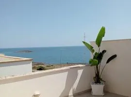 Leo Rooms & Sea