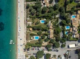 Beach Villa Blue by PosarelliVillas