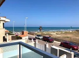 Vacaciones con el Mediterráneo a menos de 50 metros