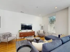 Contemporary Home in Perfect Location - 207 B St Philip Street