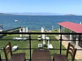 Cunda Sea-View Stone Cottage & Private Beach