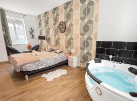 Jacuzzi privé, terrasse, Roubaix, hotel en Roubaix