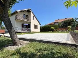 House For Stay
