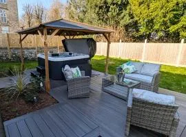 Eden Grove 2 Bed Holiday Retreat With Hot Tub