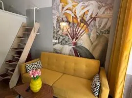 Parrot Apartment Main Station Cracow