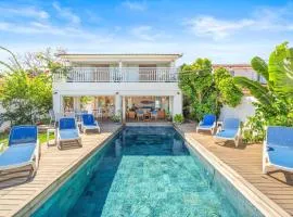 Villa Kazaya - Beachfront Holidays