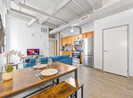 Loft on Superior l DT Cleveland l Parking l Café, hotel v destinaci Cleveland