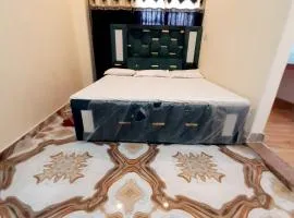 7BHK FLAT in KASHI VISHWANATH JYOTIRLING ASSI GHATS