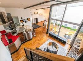 Loft, free and secure parking