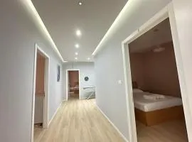 Saranda Apartments