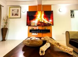 Urban Escape - 2Br 2Bth Condo in Reduit Rodney Bay, Gros Islet