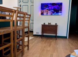 Le Studio du Coq - Proche du Zoo de Beauval et des châteaux、セル・シュル・シェールのホテル