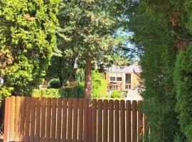 Anna's House, hotel in Bük