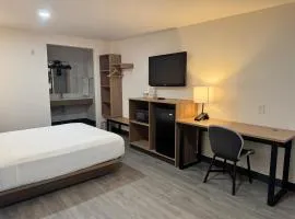 Rodeway Inn & Suites Thousand Palms - Rancho Mirage
