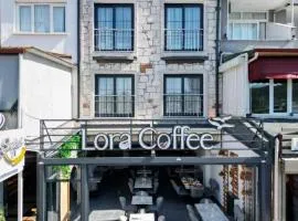 Marina Lora Sığacık