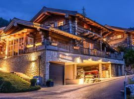 Premium Chalets Maria Alm, hotel in Maria Alm am Steinernen Meer