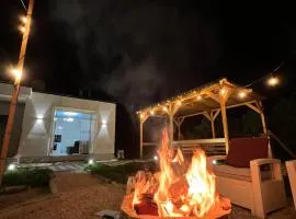 T & I Villa firepit, BBQ & grill
