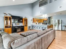 Steps to Marina Coldspring Retreat with Lake View