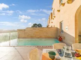 Inni Gozitan Farmhouse Private Pool- Happy Rentals
